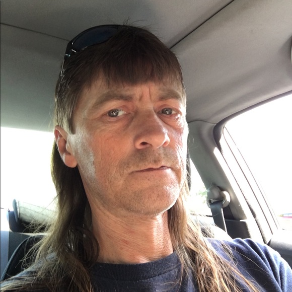 Meet your Posher, Robert - Picture 1 of 1